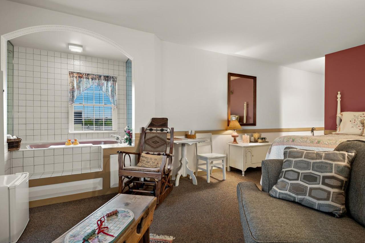 Country Living Inn Smoketown  Kültér fotó
