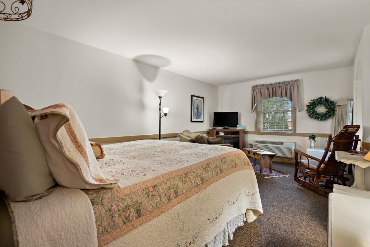 Country Living Inn Smoketown  Kültér fotó